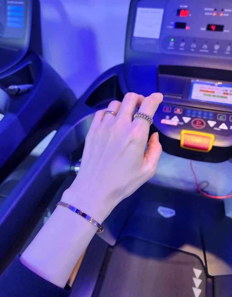 까르띠에 크래쉬드 링