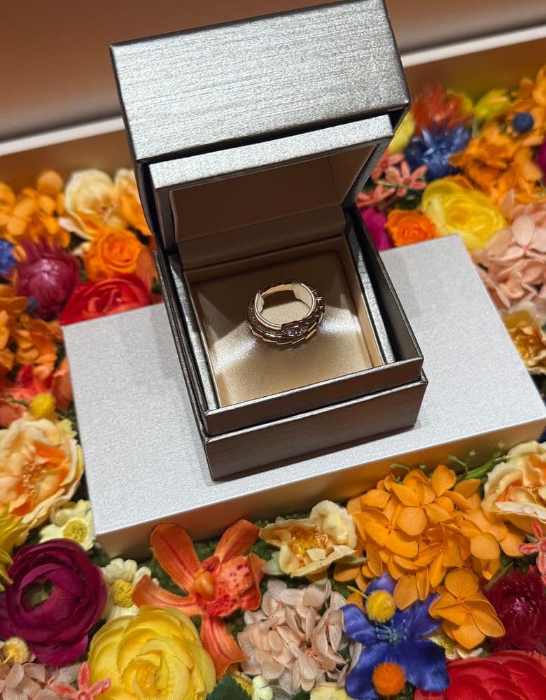 Serpenti Demipave Ring