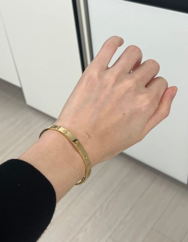 까르띠에 러브팔찌 옐로골드 17호