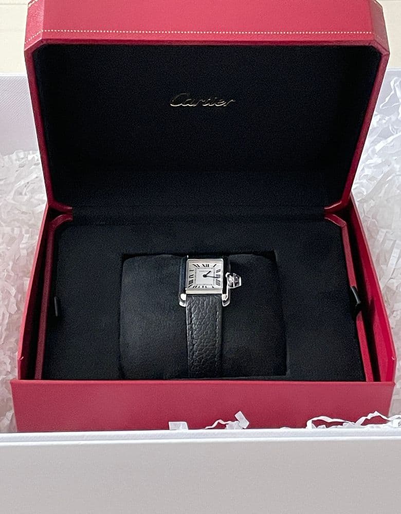 까르띠에 탱크 머스트 스몰 가죽