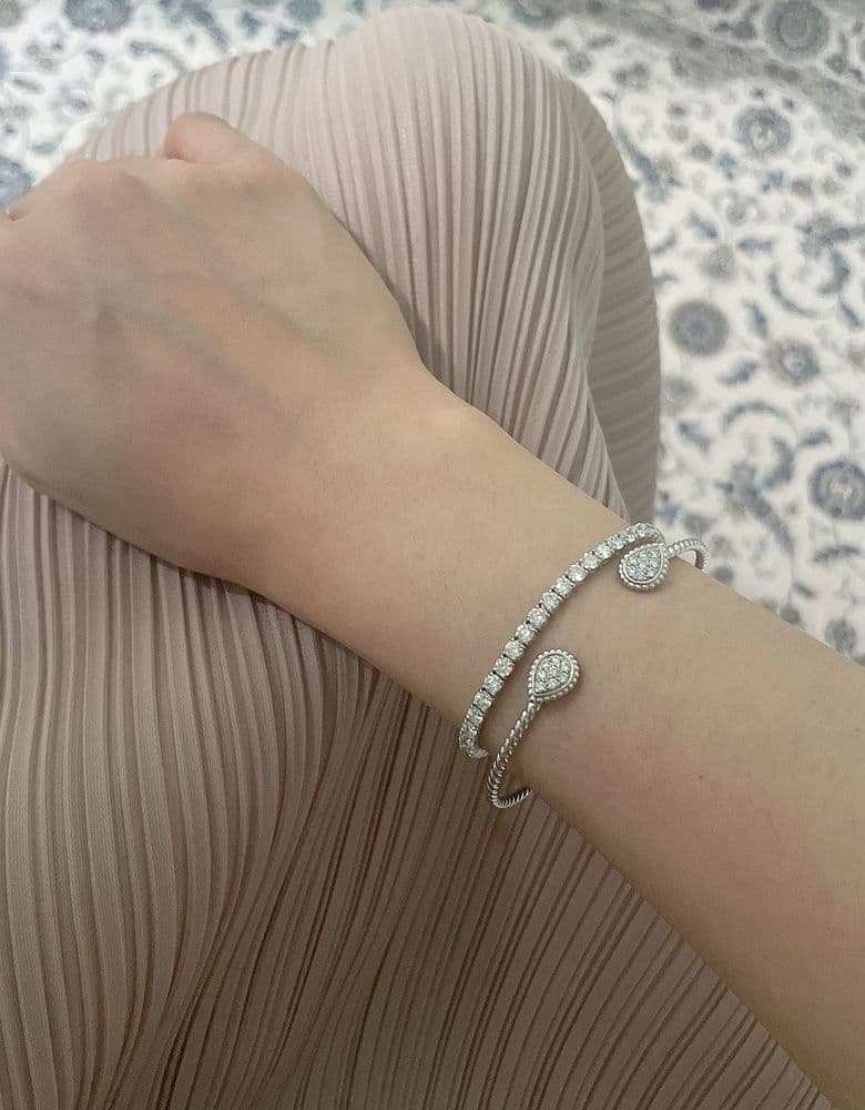 Eldorado Tennis Bracelet (approx. KRW 100,000 - KRW 300,000, depending on the quality and metal)