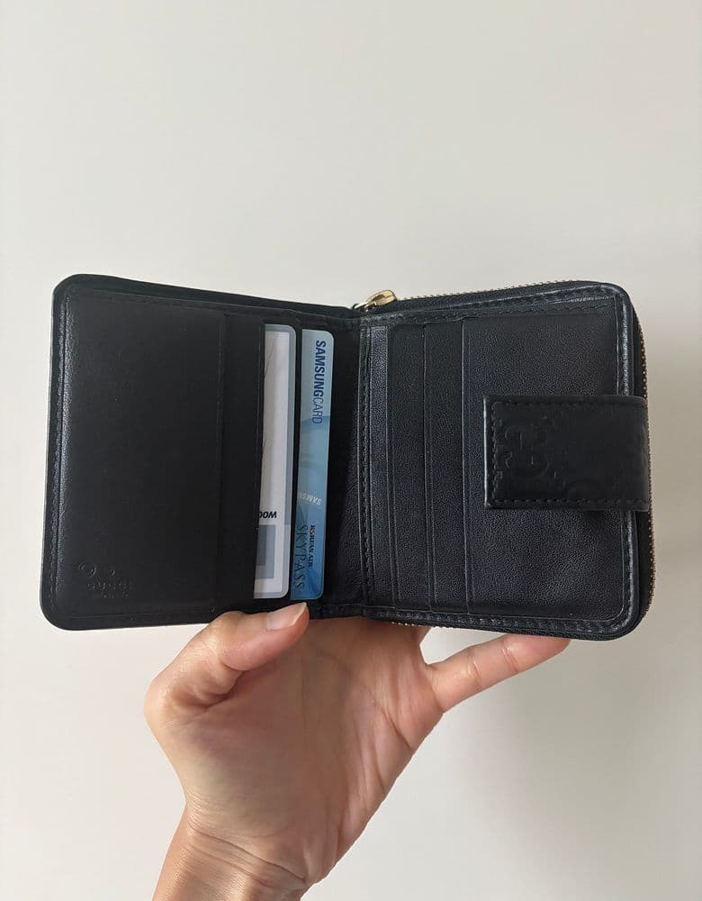 Gucci bifold wallet