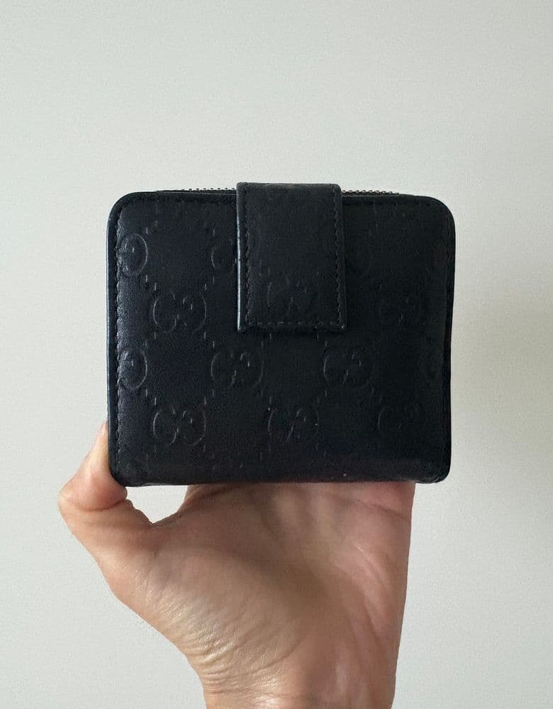 Gucci bifold wallet