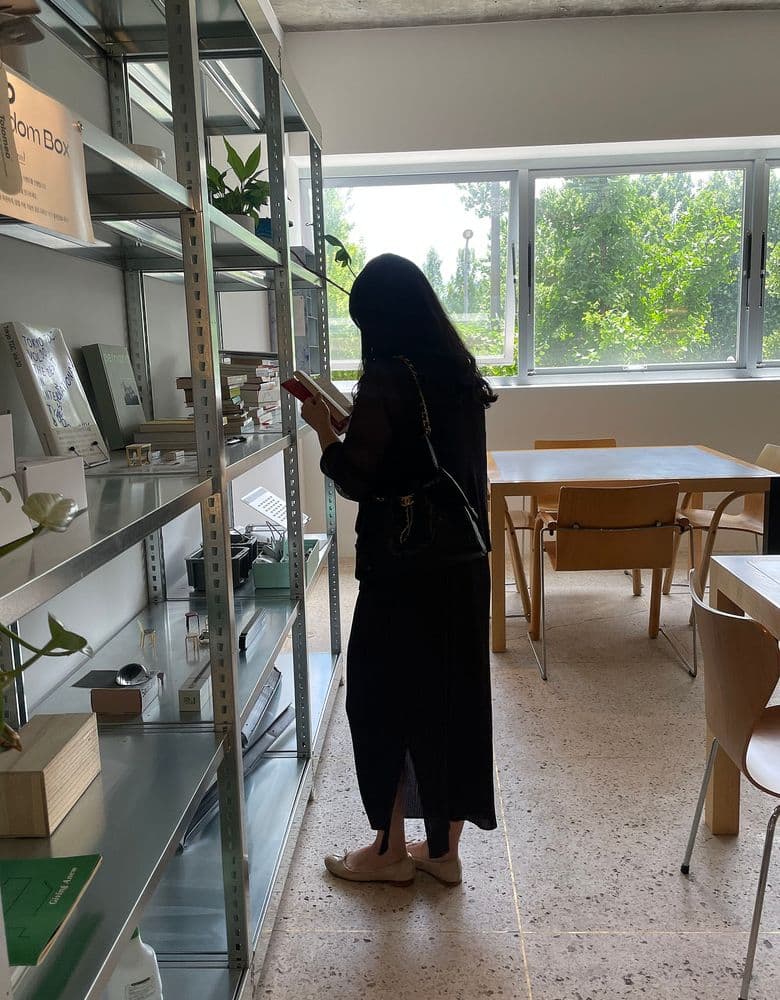 Chanel 2.5 Bag Small Black