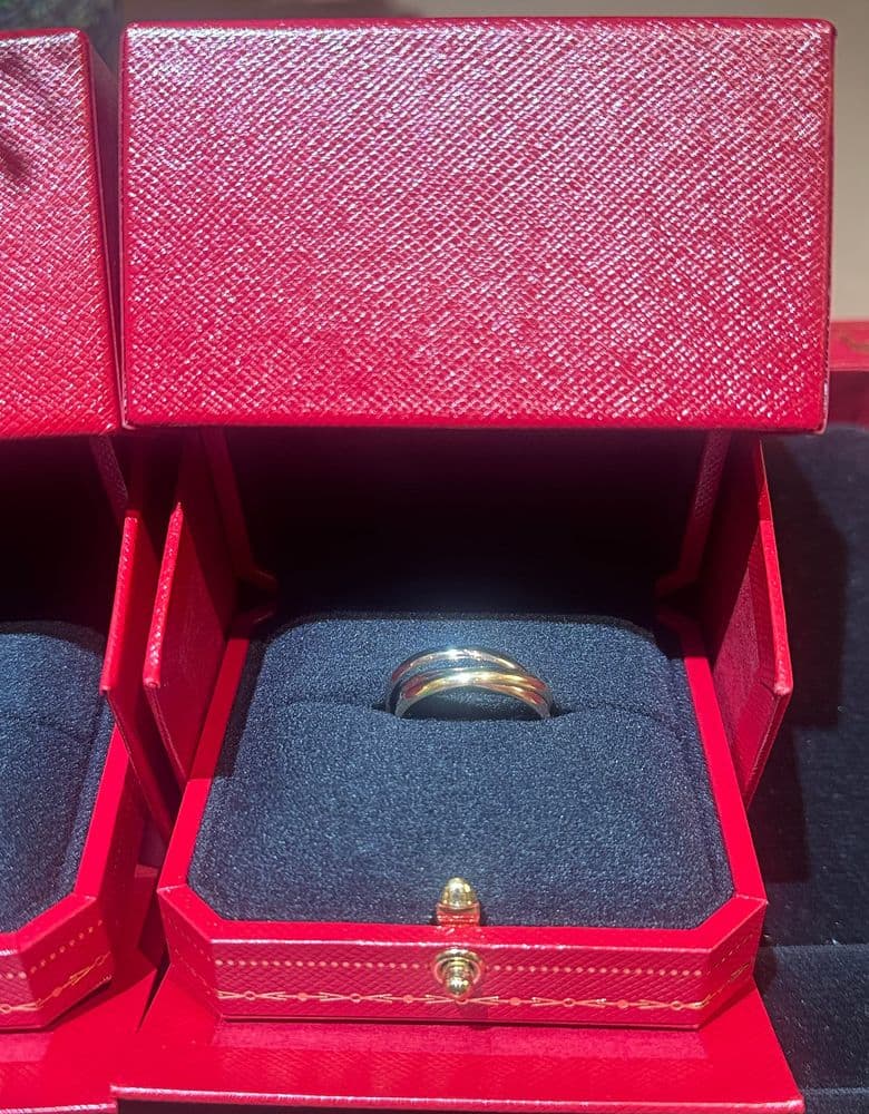 까르띠에 엥끌루반지, 트리니티 링 레이어드