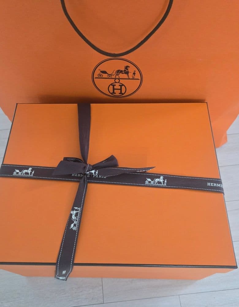 Purchased an Hermès Picotin Craie 22.