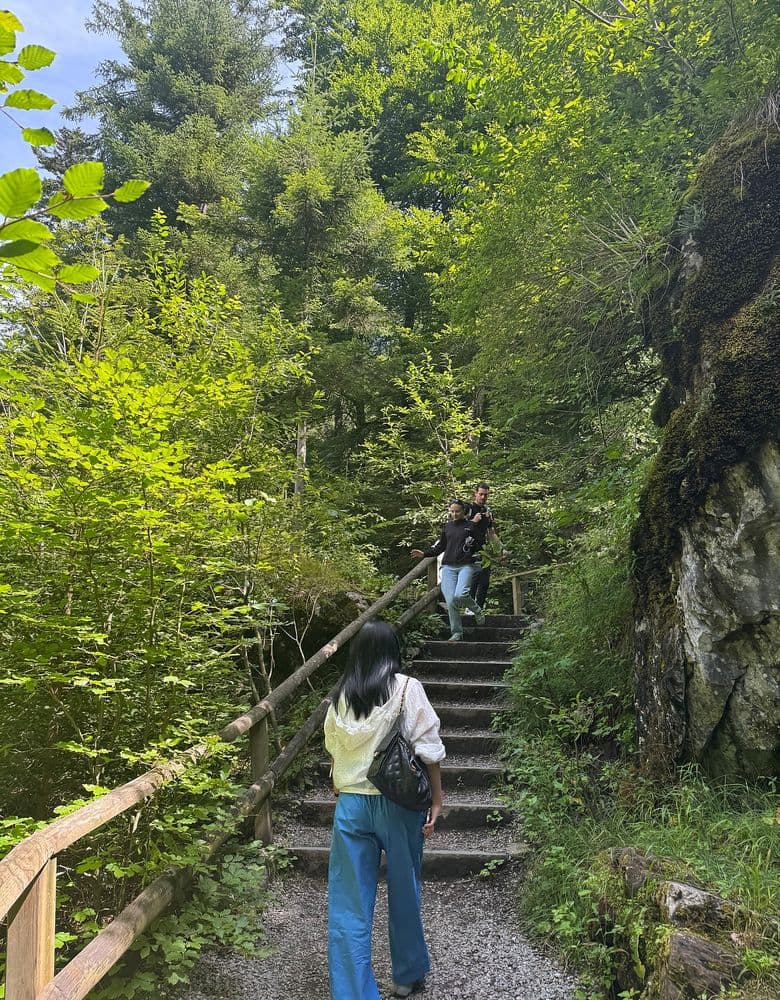 Chanel 2.5 Small Caviar Bag - IRL look