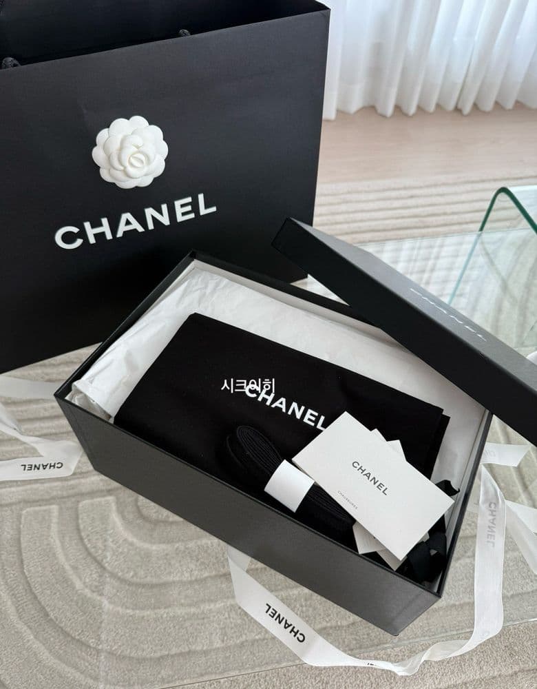 샤넬 테니스 스니커즈