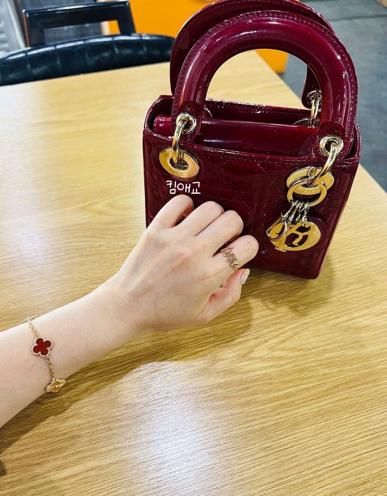 Cartier d'Amour XS, Cartier Clash Ring, Van Cleef & Arpels 5 Motif, Tiffany Paloma Love Ring, Dior Lady Dior Mini❤️