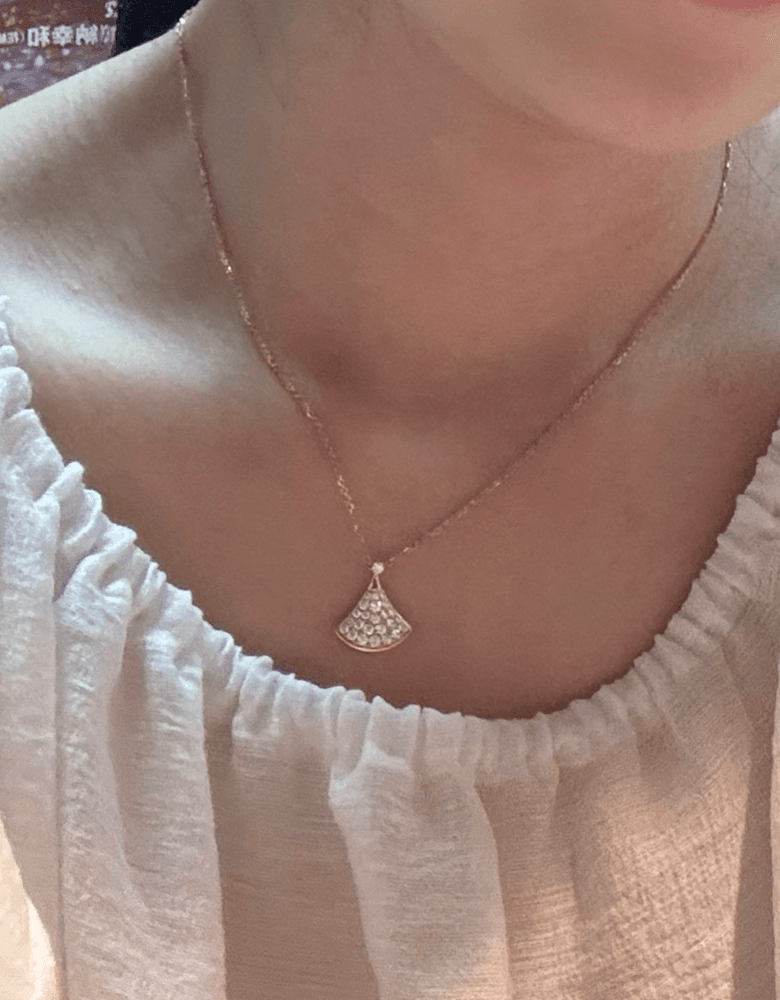 불가리 디바스드림 네크리스