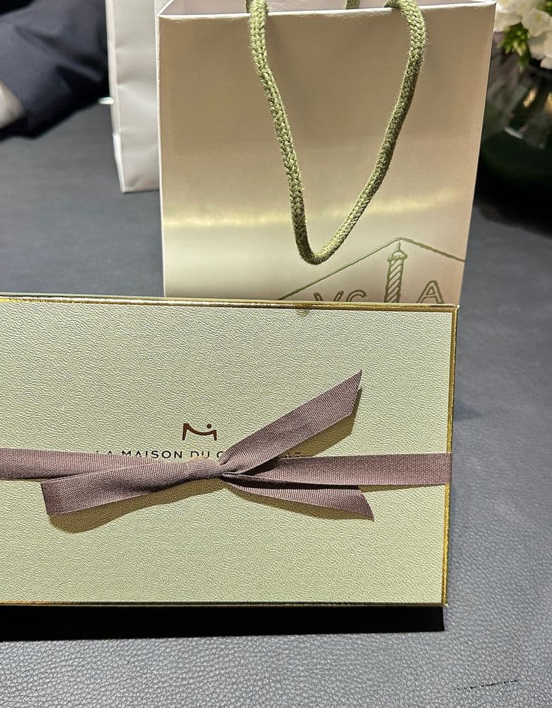 Van Cleef & Arpels chalcedony necklace