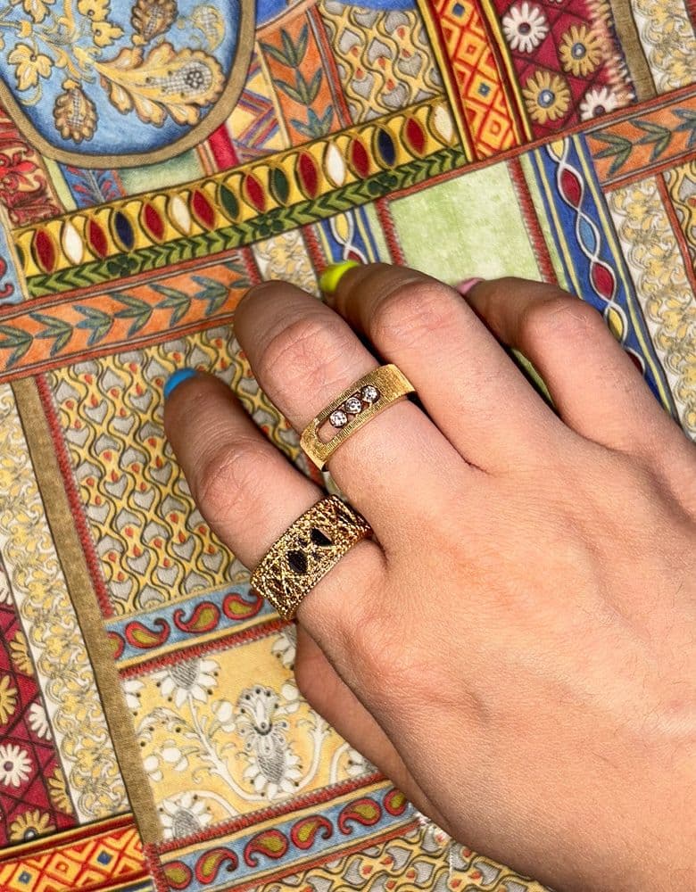 Mesika Movnoa Sizzle Ring