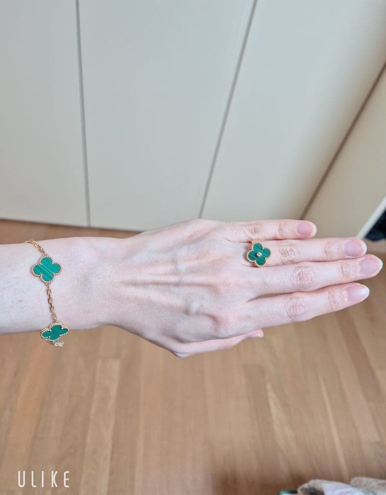 반클리프 말라카이트+말라카이트 착샷