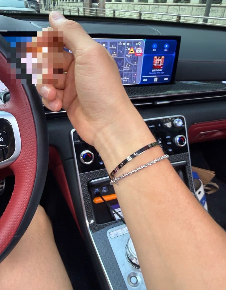 Cartier Love ring in white gold, size 18.