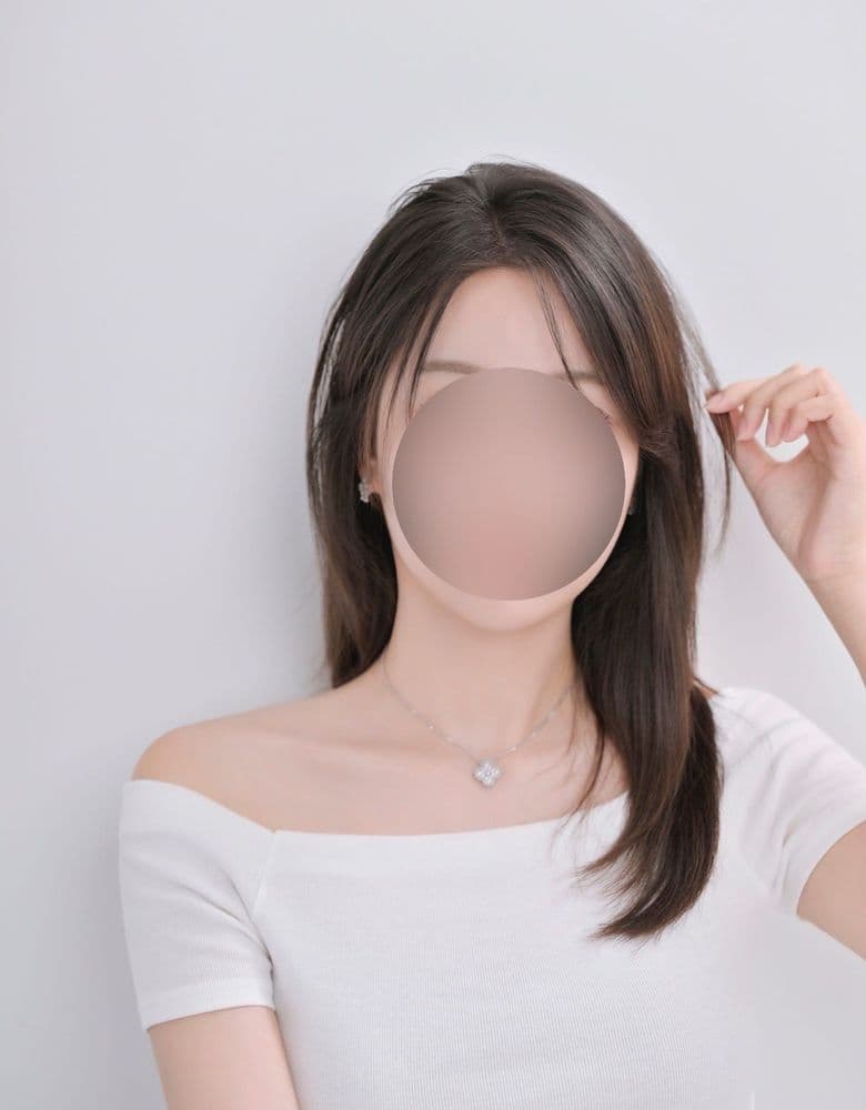 Looking to purchase a Van Cleef & Arpels Vinda necklace. Also considering Vinda earrings, the Sweet Alhambra diamond 6 motif, Guilloché 5 motif, Damiani Mimosa ring and earrings, and Fred Chance Infinite earrings (pics of them on would be great!).