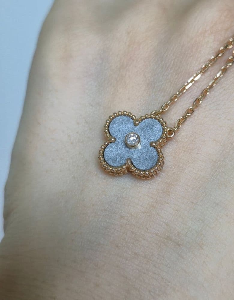 Van Cleef & Arpels Holiday Necklace - Silver Obsidian