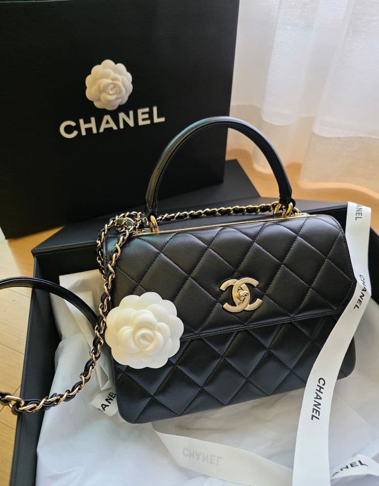 샤넬 트렌드CC 블랙 후기