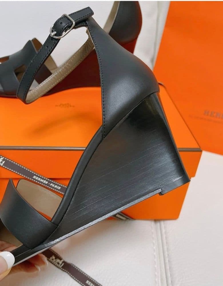 Hermès Legend sandals