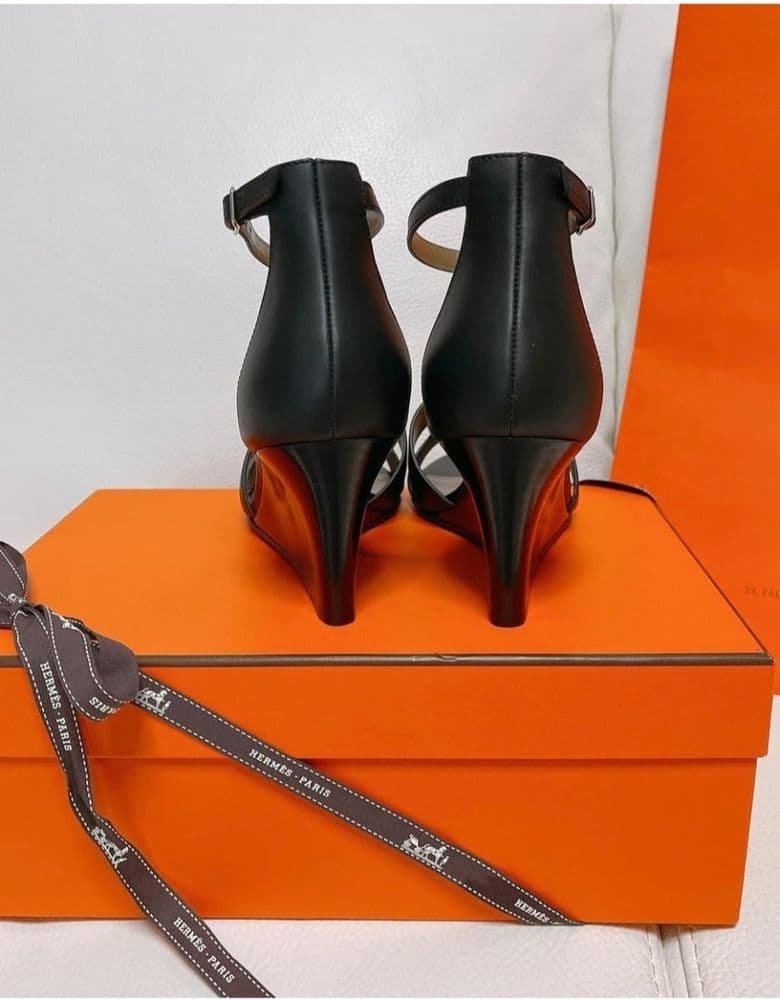 Hermès Legend sandals