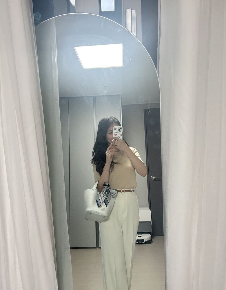 Scored an Hermes Picotin 18 in new white with gold hardware! Walk-in success!