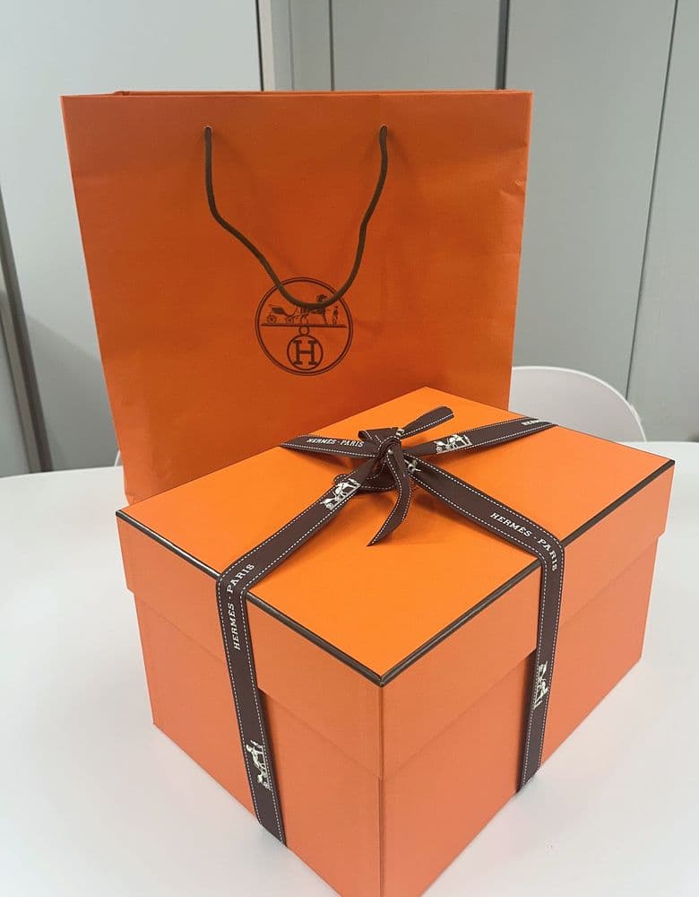 Scored an Hermes Picotin 18 in new white with gold hardware! Walk-in success!