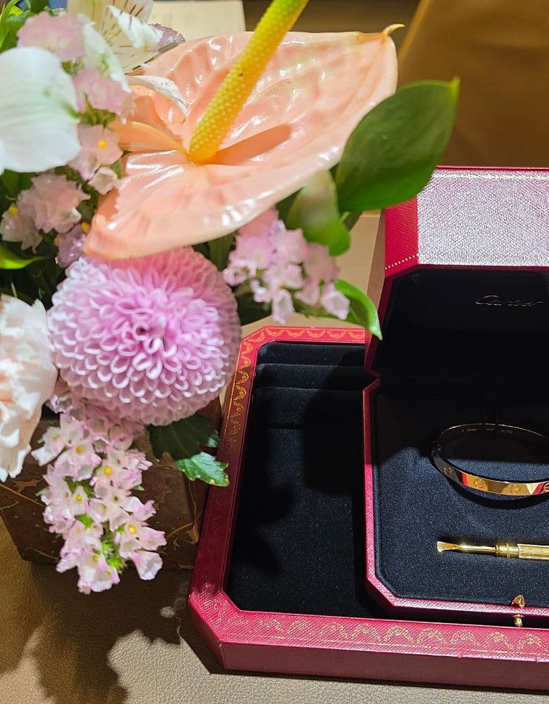 Cartier Love Bracelet, size 17