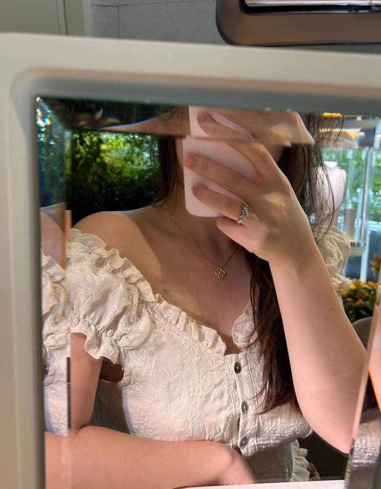 Van Cleef & Arpels hammered vintage yellow gold