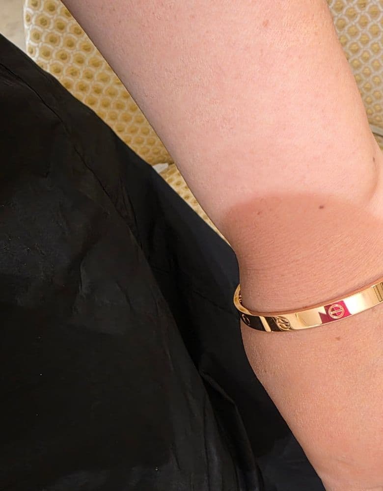 Cartier Love Classic Bangle, size 20