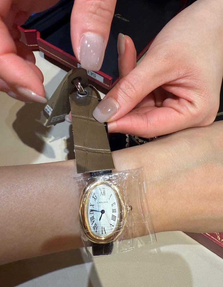 Cartier Baignoire Small Strap (feat. a comparison with the Reverso)