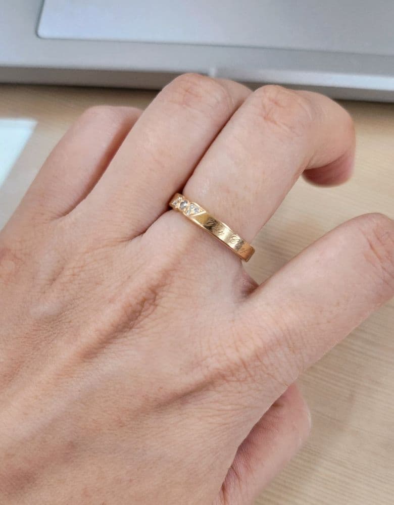 Van Cleef & Arpels Etoile Wedding Band