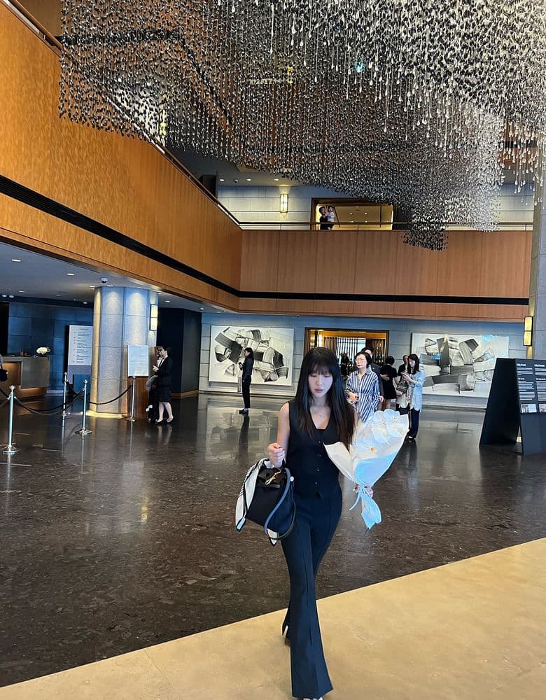 에르메스 누아 금장 에르백 착샷