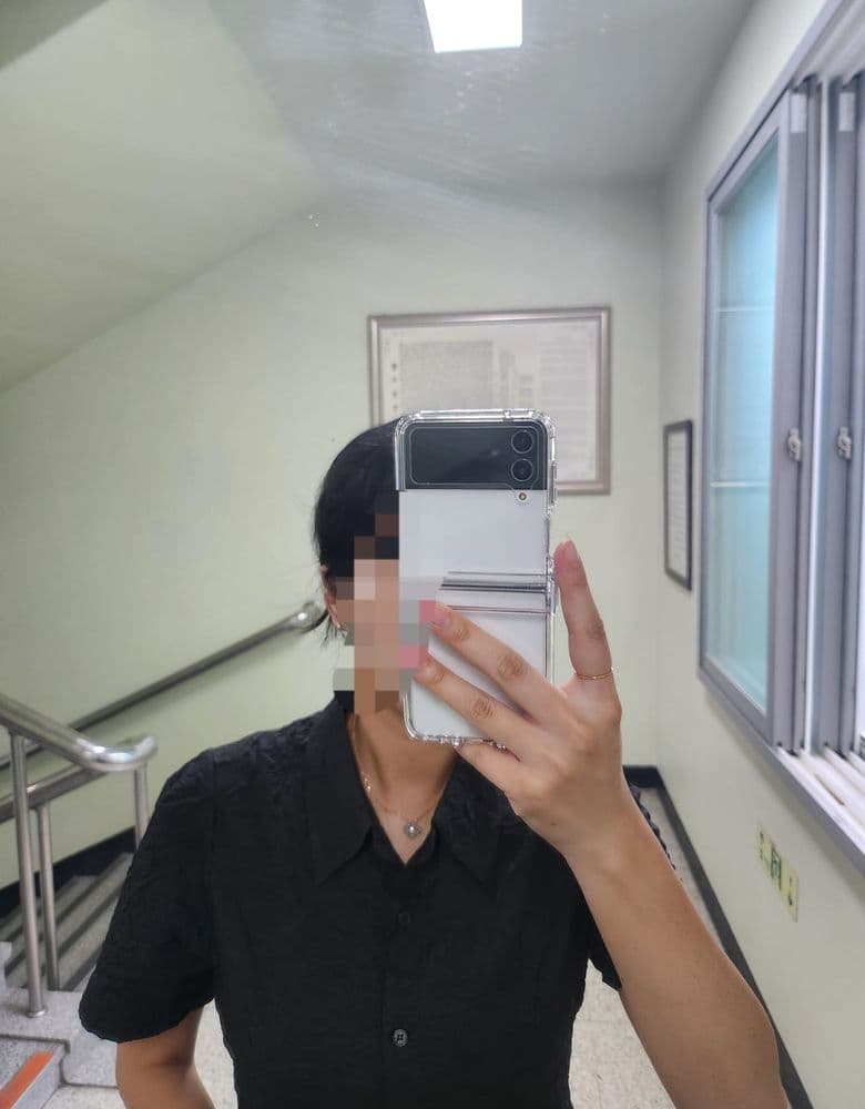 Van Cleef & Arpels 2023 Holiday Pendant