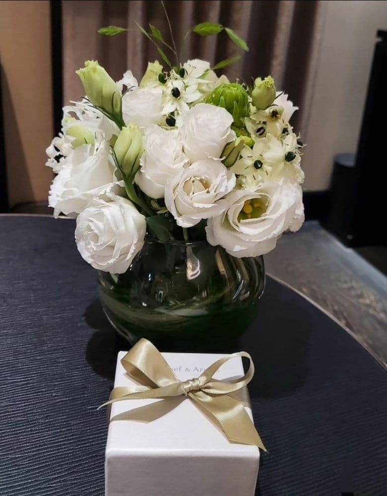 Van Cleef & Arpels 2023 Holiday Pendant