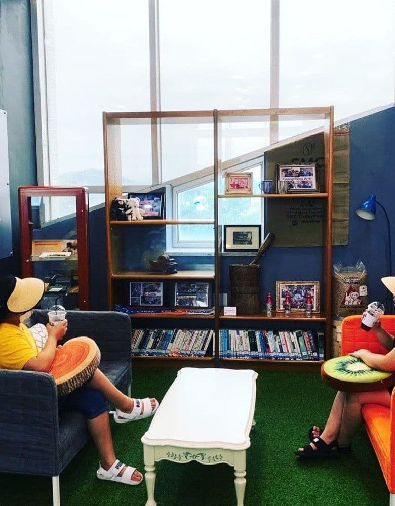 헬렌카민스키 뉴포트, 에타, 베사