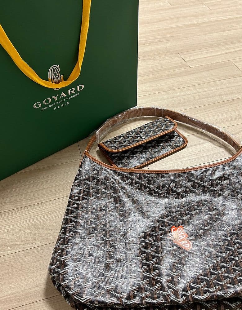 고야드 보헴 탄 컬러