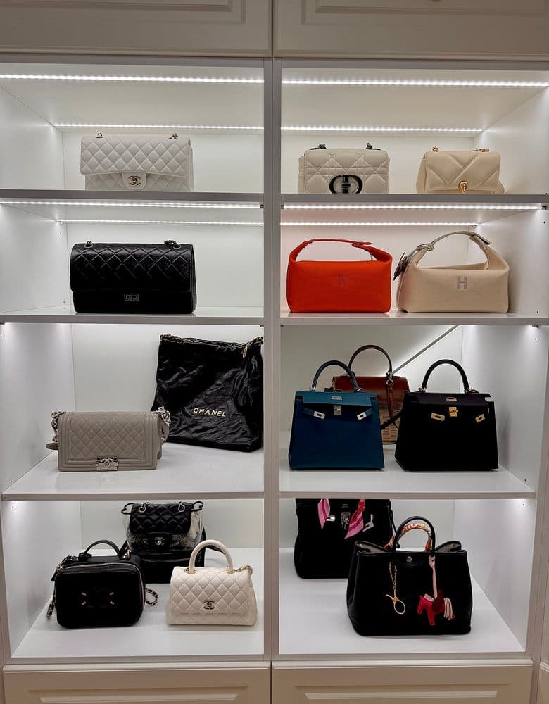 명품 가방 진열장 후기