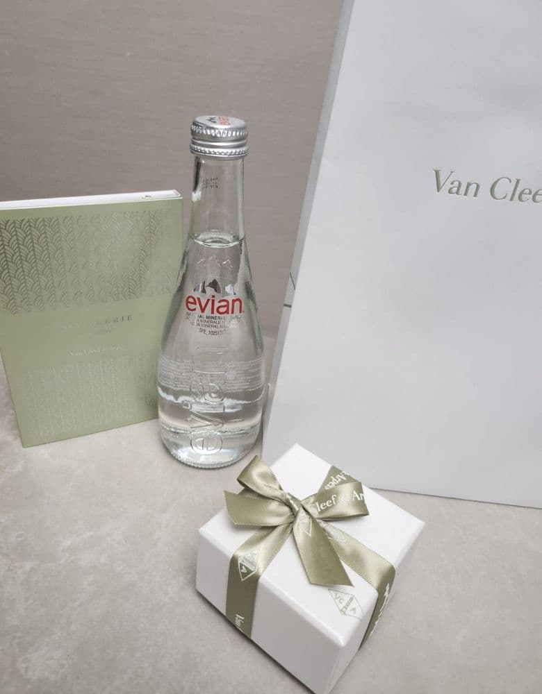 Van Cleef Frivole Mini Ruby