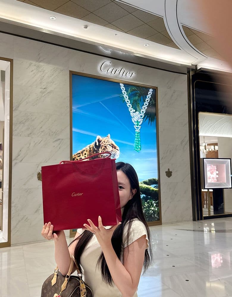 까르띠에 탱크 머스트 다이아 + 새틴 스트랩