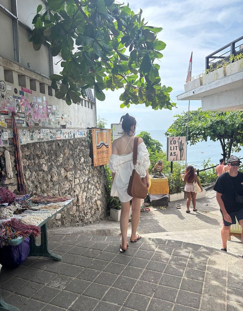 Hermès Evelyne outfit photo