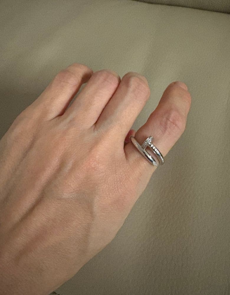 까르띠에 저스트앵끌루 화이트 골드 다이아 클래식 링