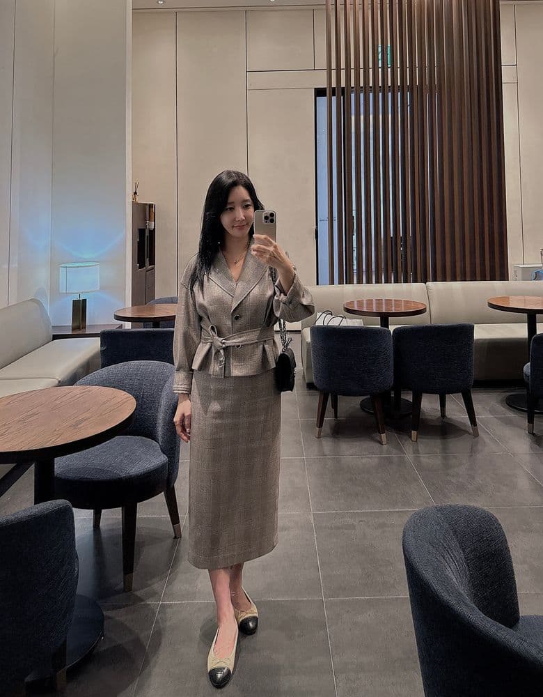 Unboxing the Roger Vivier Trumpet 7cm Heel & Max Mara Ludmilla Tabacco Outfit Pics