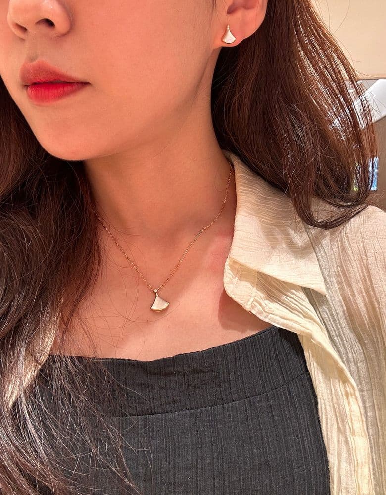 Bulgari Divas' Dream on wrist