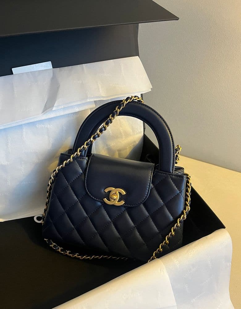 샤넬 켈리 백 다크 네이비