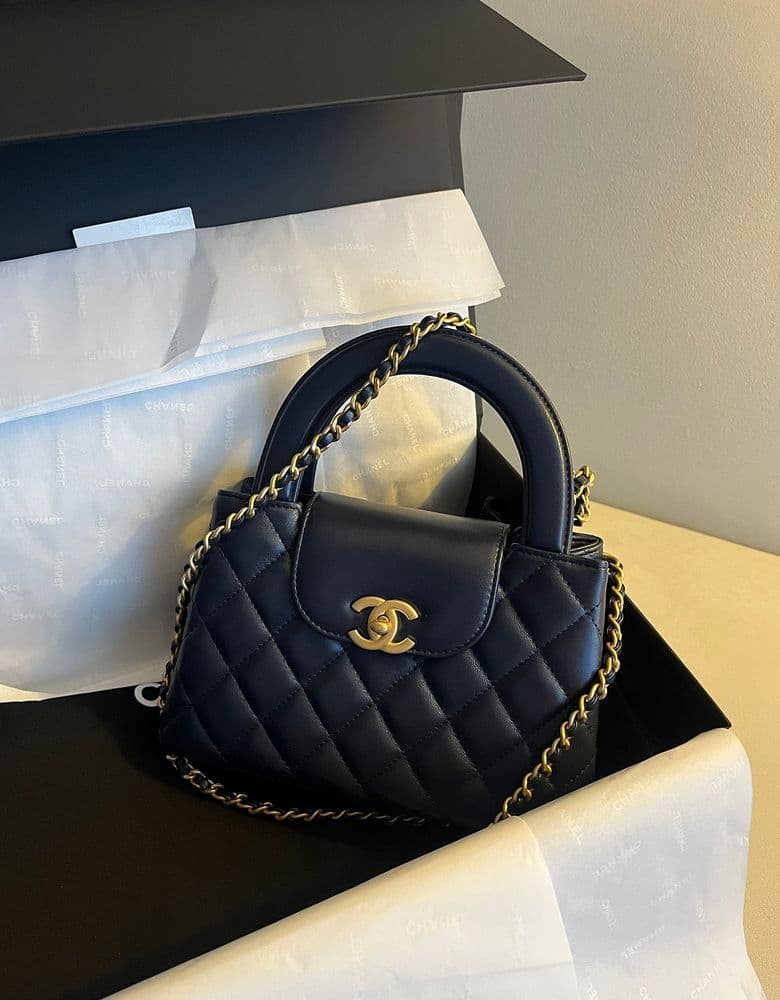 샤넬 켈리 백 다크 네이비