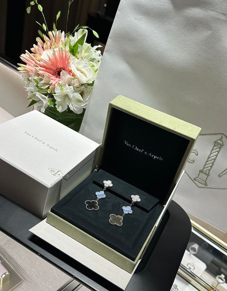 Van Cleef & Arpels Magic Alhambra Earrings, 3 Motifs