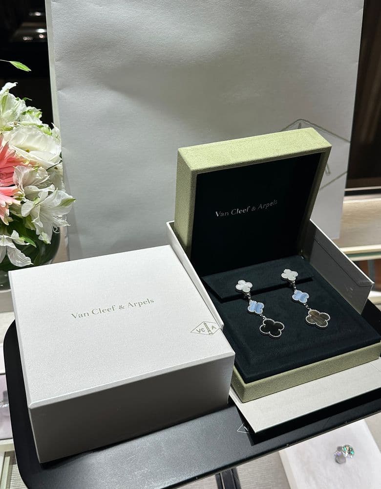 Van Cleef & Arpels Magic Alhambra Earrings, 3 Motifs