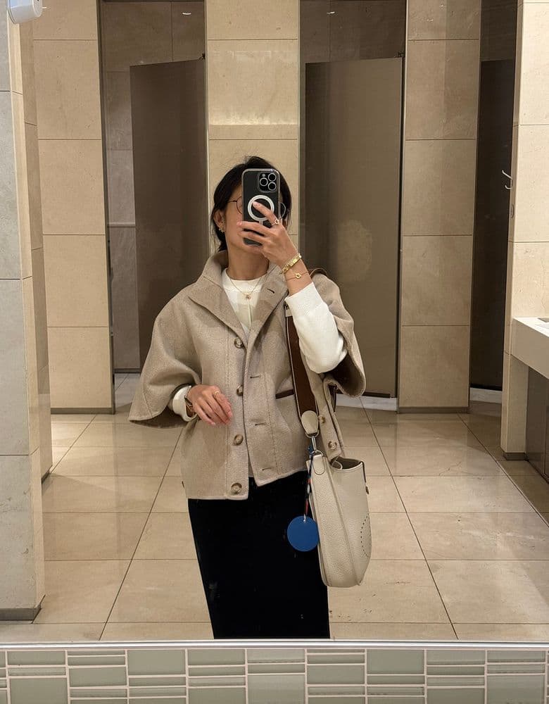 막스마라 케이프 자켓, 릴리아, 라브로 & 에르메스 에블린, 볼리드