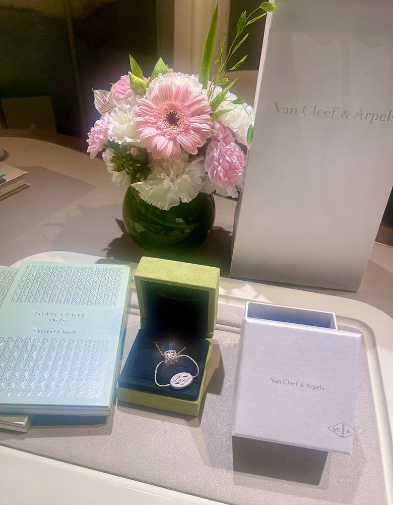 Van Cleef Pelee Clover Necklace