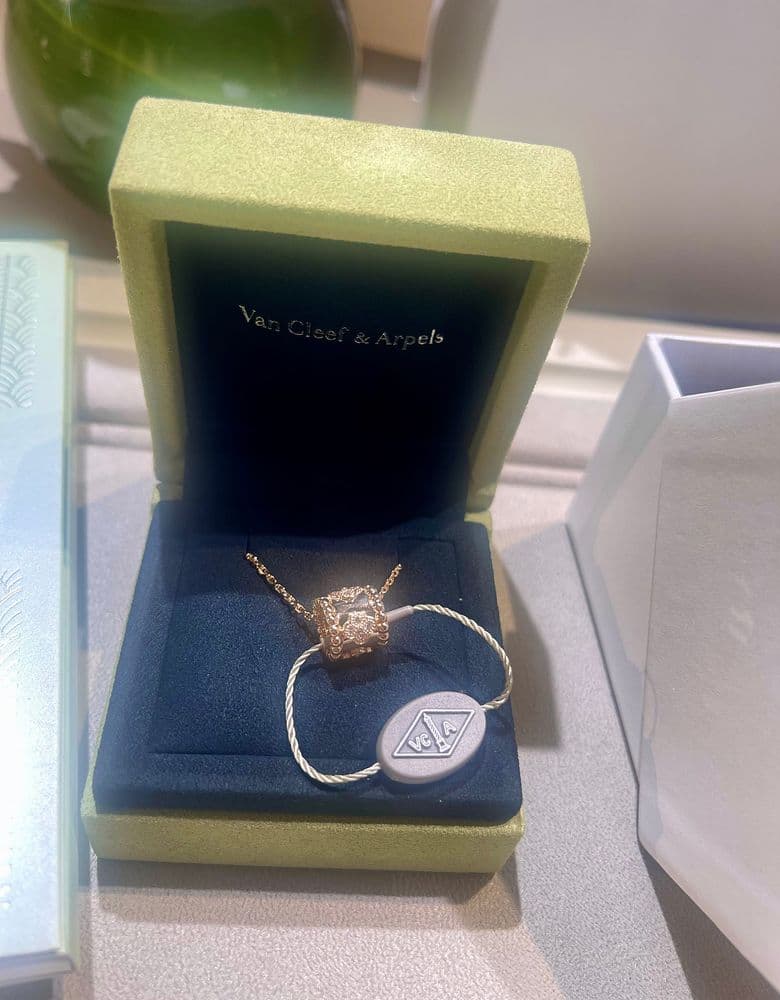 Van Cleef Pelee Clover Necklace