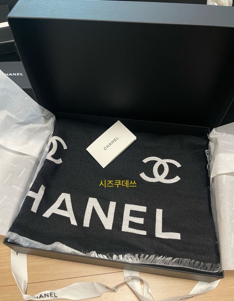 샤넬 머플러& 클래식 카드홀더